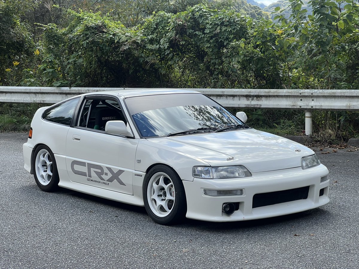 cyber_EF's tweet photo. 半年前にヤフオクで買ったホイールやっと履けた！

ブレーキに干渉しまくってどうもらならんから嫌だけどワイトレ入れて履かせた https://t.co/CYlrLDzjxr