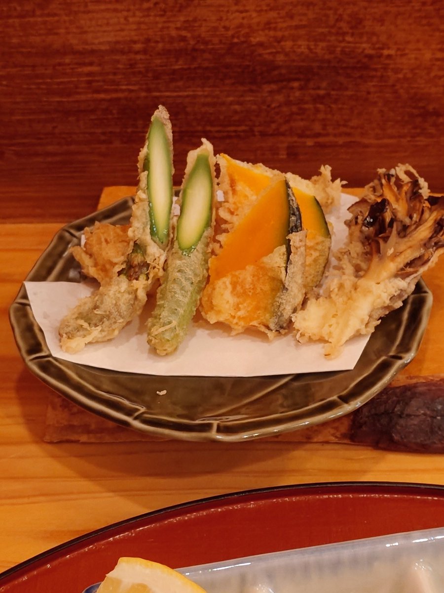 trinkerxx's tweet photo. 毎年誕生日に食べてるごほうびランチに今年はまだ行けてなかったけど今日行ってきた https://t.co/yhyy31nAF7