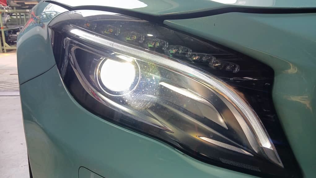 propelauto's tweet photo. 🔥 Mercedes W156 GLA200 LED Headlights — READY STOCK! 🔥
💡 Good Working Condition
🚨 Perfect for replacement & accident repair
⚡ Clean, genuine unit
📦 Ready stock in Singapore
#MercedesBenz #W156 #GLA200 #Headlights #LED #MercedesParts #Workshop #Singapore #PropelAutoParts https://t.co/rtAqTmgydk