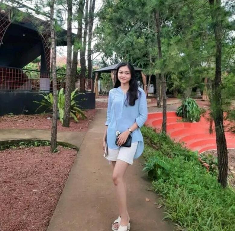 drachulae's tweet photo. #PENIPUAN #DIGICAM 

ATAS NAMA RISKA SARI

plissss kaloo semisal mau beli digicaamm teruss orang inii chaatttt langsungg maki maki ajaa trs blokir

DEMI ALLAHH LO JAHAATT BGTT MBAAKK DUIT SUSAH PAYAAHH GUEE, SEMOGA LO MENINGGAL PAKE CARA PALING BUSUK YANG PERNAH ADA. https://t.co/uBpQpCn6Wh