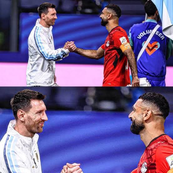 ekitikEraa's tweet photo. Only 2 players in history have won the Golden Boot + Playmaker Award in 2 different seasons:

🇪🇬 Mohamed Salah
🇦🇷 Lionel Messi

End of list. 🐐 https://t.co/5yFhox6QvR