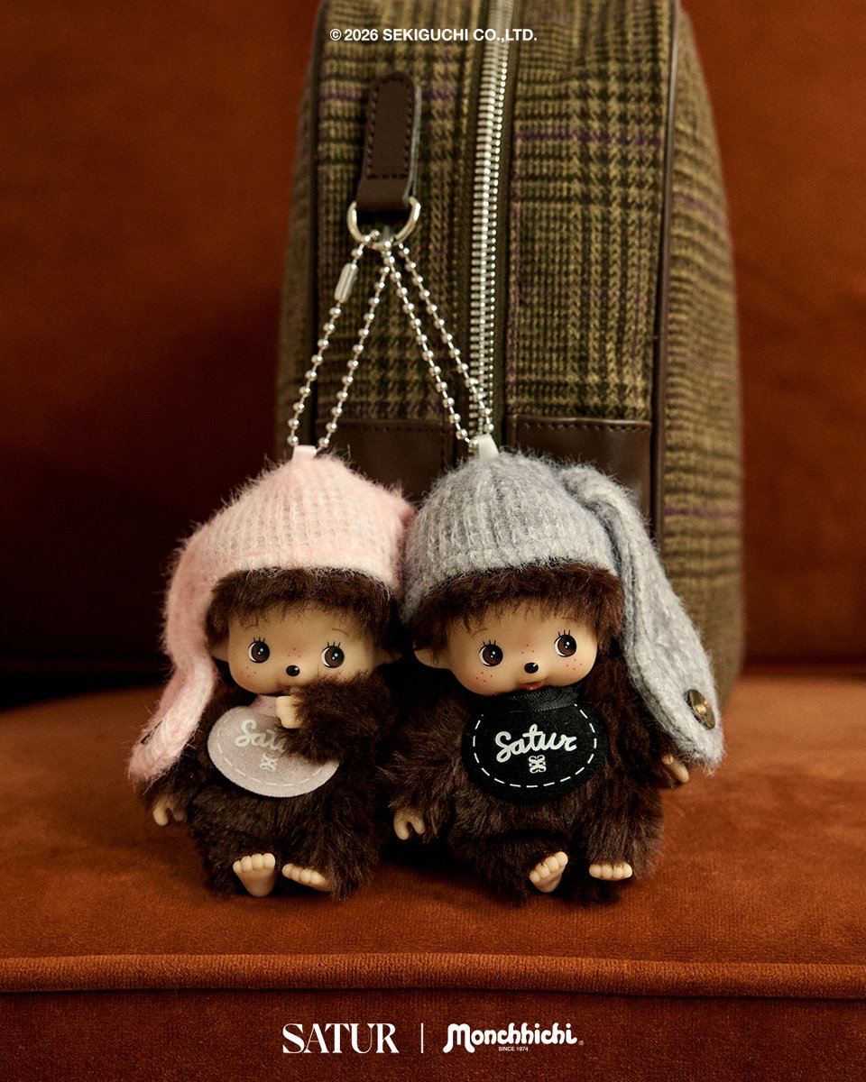 satur_official's tweet photo. Monchhichi with my SATUR🤎
OPEN D-5

'일상 속 작은 행복을 나누는 여유로운 토요일'

세터와 몬치치의 FW 콜라보 컬렉션이 또 한번 찾아옵니다.

다가오는 FW 시즌, 콜라보 아이템을 어떻게 착용하고 싶은가요?
나만의 스타일링 아이디어를 댓글로 남겨주세요!
추첨을 통해 세터와 몬치치의 콜라보 아이템을 선물로 드립니다.

📍이벤트 기간 : 10.7 (WED) – 10.13 (TUE)

📍참여 방법
1)세터 공식 인스타그램 계정을 팔로우하고, 이 게시물에 좋아요를 눌러주세요.
2)세터와 몬치치의 FW 콜라보 아이템으로 연출하고 싶은 스타일링을 댓글로 남겨주세요.
3)함께 참여하고 싶은 친구를 태그해 주세요.
*게시물을 스토리에 공유하면 당첨 확률이 높아집니다.

📍당첨 선물
Bebichhichi Keychain 1PCS + Satur X Monchhichi Arch Logo Long Sleeve  1PCS
*컬러 랜덤 증정

✔️ 당첨 발표 : 10.16 (FRI) / 3명
*해당 게시물 댓글 발표 및 당첨자 개별 DM 안내 예정

#SATUR #Monchhichi #WITHMYSATUR #MonchhichiwithmySATUR