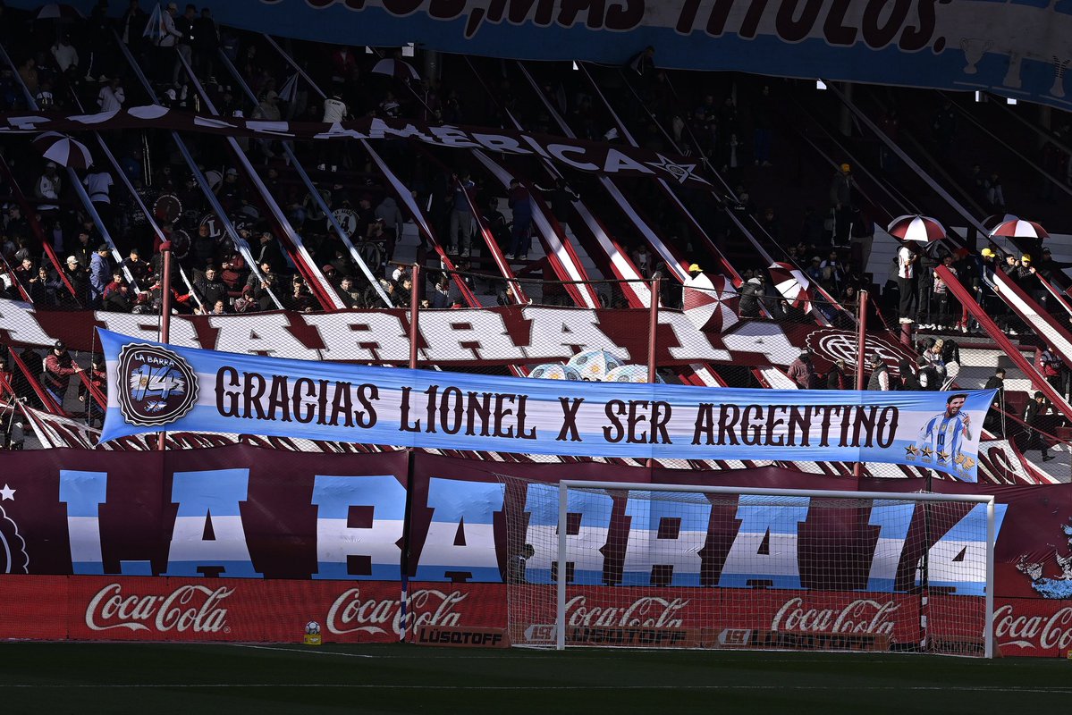 clublanus's tweet photo. 𝗚𝗥𝗔𝗖𝗜𝗔𝗦 𝗟𝗜𝗢𝗡𝗘𝗟 𝗫 𝗦𝗘𝗥 𝗔𝗥𝗚𝗘𝗡𝗧𝗜𝗡𝗢 🇦🇷🤍 https://t.co/zhF1Ddtzze