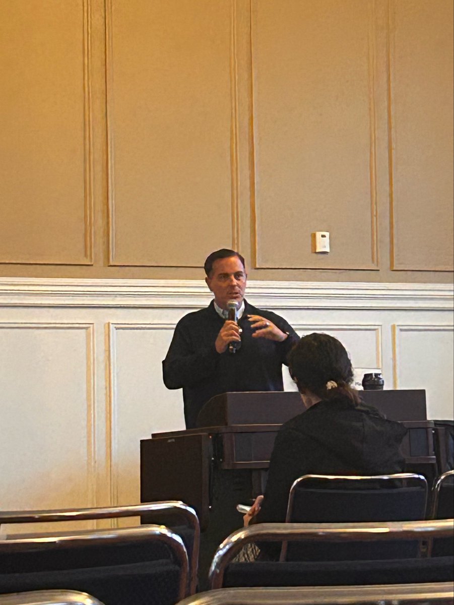 IzzyZimm's tweet photo. Professor Darren Sweeney opens the Central News Engagement Day with introductory notes to the audience.
#JRN237 #CCSUJOURNALISM @ccsujournalism #NEWSENGAGEMENTDAY https://t.co/VD390H4X6D