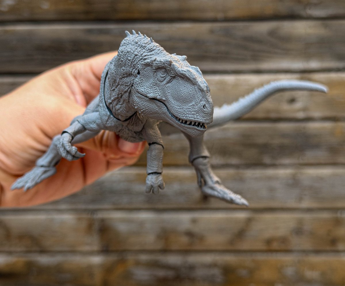 Nanmu_studio's tweet photo. Yangchuanosaurus - Cancong, T2 prototype sample. The dawn of a new era… https://t.co/RxzLZBFW06