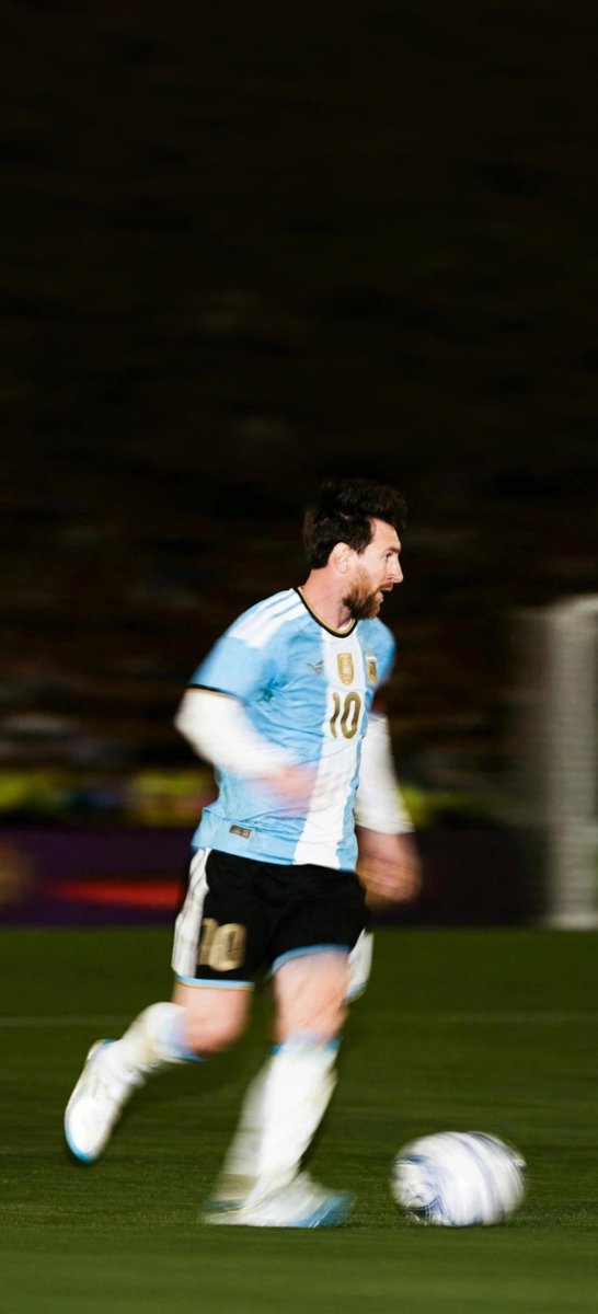 ColapintoWalls's tweet photo. les dejo 2 wallpapers de la última noche del 10

🇦🇷 Lionel Messi vs Benin.
9:16 Vertical Mobile Wallpapers. https://t.co/lX4C5ITXqj