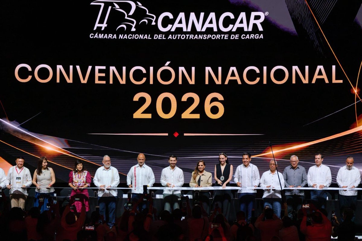 Cami_Lag_'s tweet photo. Encontrarnos como sector permite reconocer lo que hemos avanzado y pensar en lo que sigue, @canacarmexico impulsa este espacio para compartir y mirar hacia adelante #ConvenciónCANACAR2026 https://t.co/lAuTMlmPE0