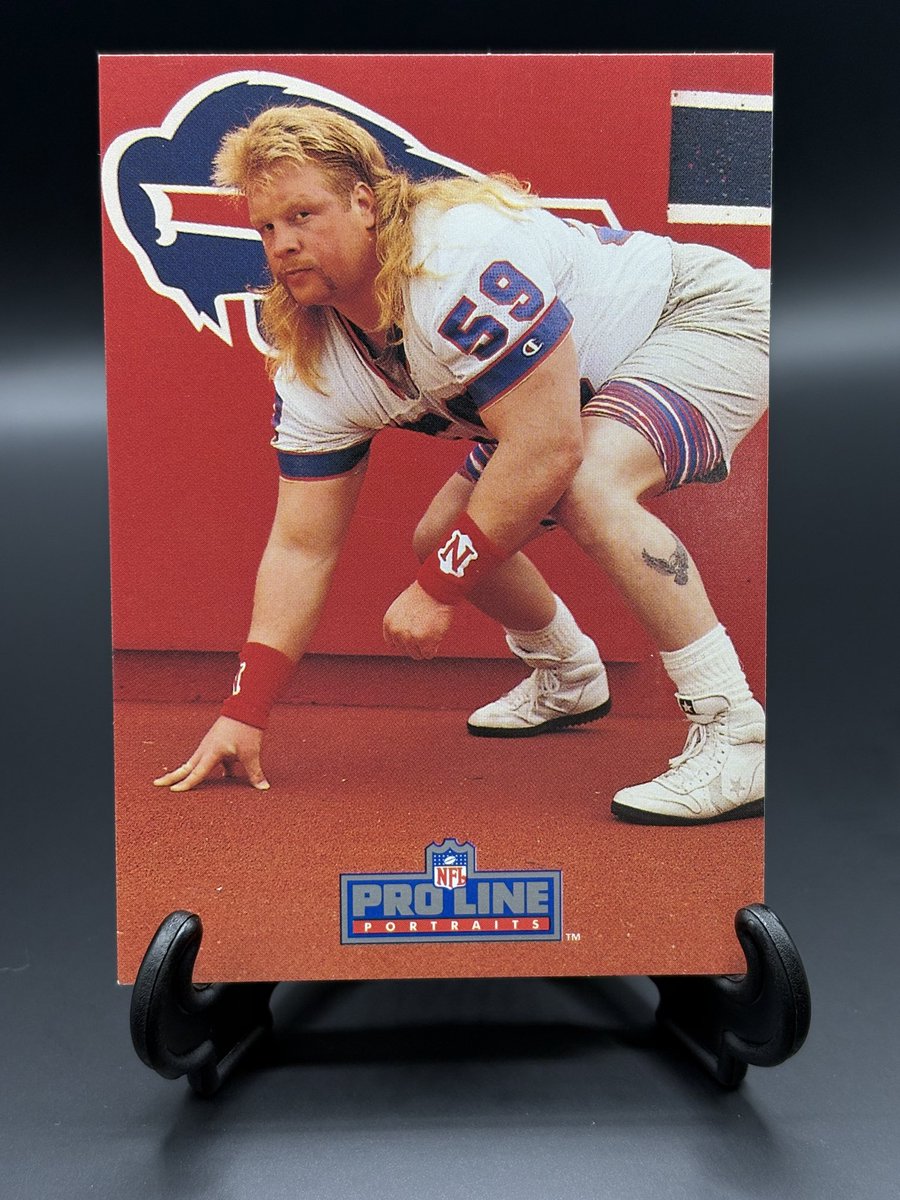 cards2corvette's tweet photo. This Mitch Frerotte might be my favorite football card from the 90’s https://t.co/xwBV4VU6GV