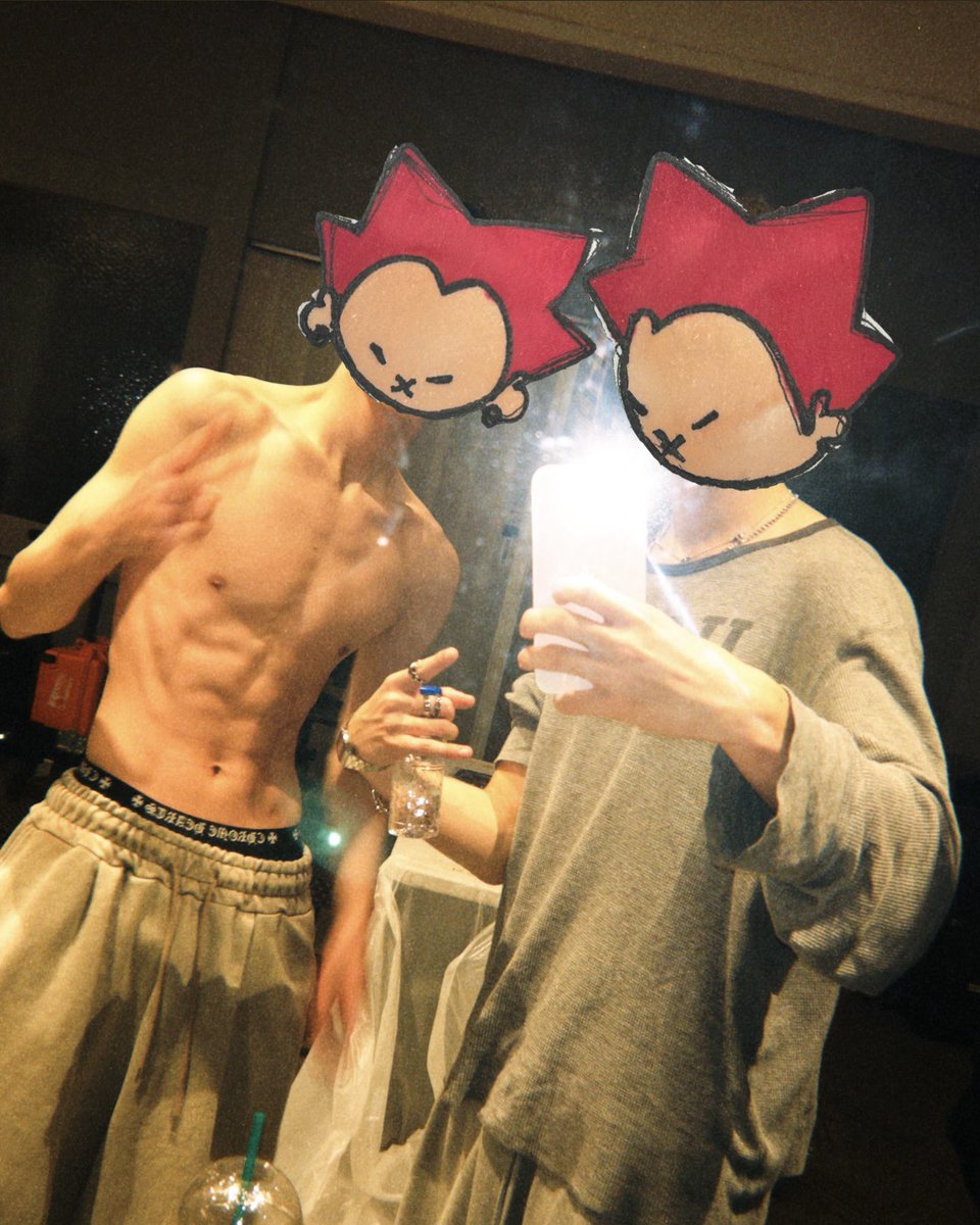 wayfboys's tweet photo. we had a spa day 
#wayfboys https://t.co/qbIcG8gPon