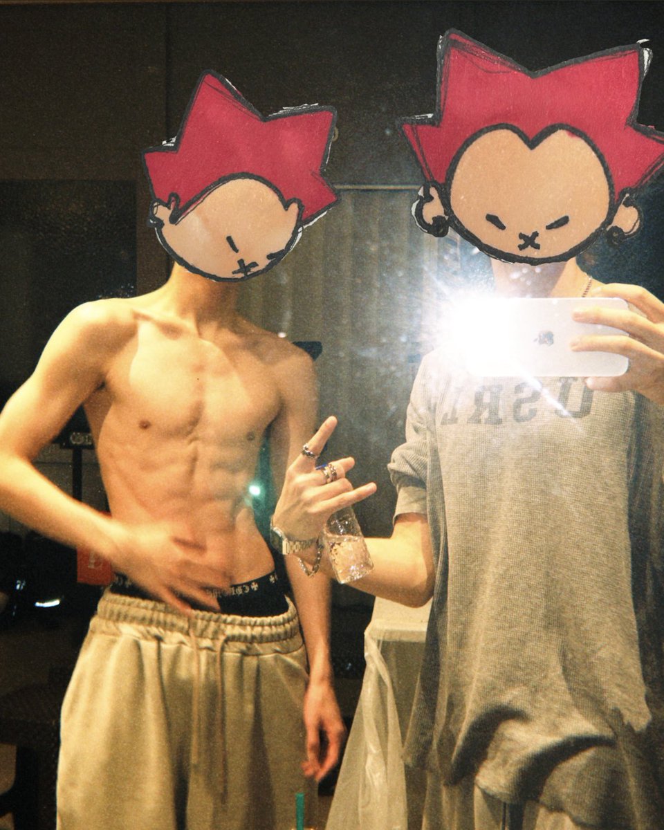wayfboys's tweet photo. we had a spa day 
#wayfboys https://t.co/qbIcG8gPon