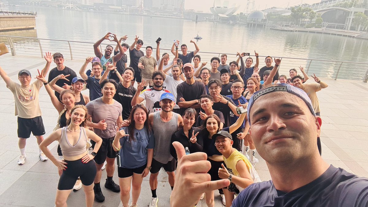 SuiRunClub's tweet photo. #SuiBasecamp are we ready? https://t.co/4ouchmdMeS