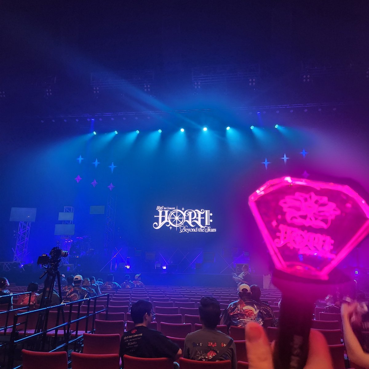sigelfate's tweet photo. Keeping it simple... BEST LIVE EVER.

Waterworks kept coming... I love this girl too much 🥰🥰 https://t.co/T4k6R6HiFd