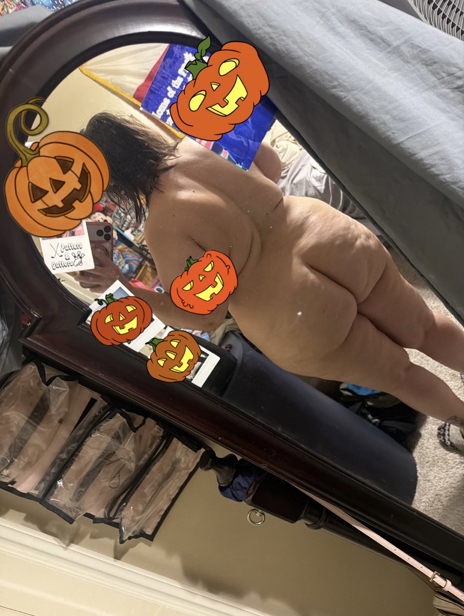 Blisslustx's tweet photo. Fresh out the shower 🤤🤤💦💦💦 Would you smash ??? #milf #cougar #mature #hotwife #pawg #thicc #bigass #snowbunny #bbc #cuck #cuckold #nsfw #expose #exposed https://t.co/FFHF5Rnxdr