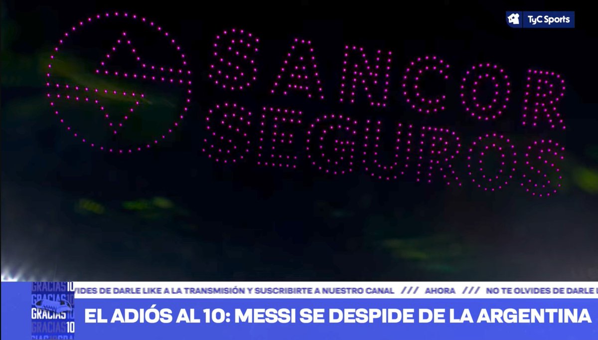 maatt_vk's tweet photo. KSKDKDKSKSOSKSSSJSKSKSKSKSKSKSKSKSKDKDKS EL MEGRO DE CHIQUI TAPIA EN LA DESPEDIDA DE MESSI TIRÓ SPONSORS CON LOS DRONES https://t.co/q6gqOsR57I