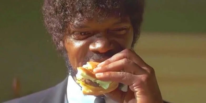 hiro_poke1102's tweet photo. 食欲の秋に観たいとにかく腹が減る映画
僕は『パルプ・フィクション』のハワイアンバーガーとスプライト https://t.co/SvpRYE0LJR