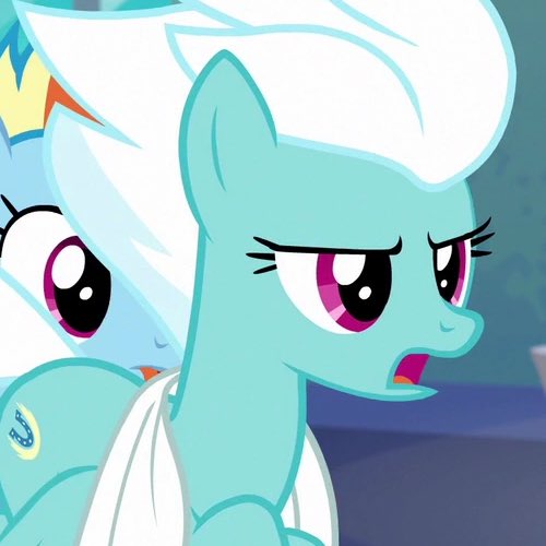 FleetFootMLP's tweet photo. Name is Fleetfoot. Apart of the elite Aerobatic Group called Wonderbolts. https://t.co/V7JlZCbiEf