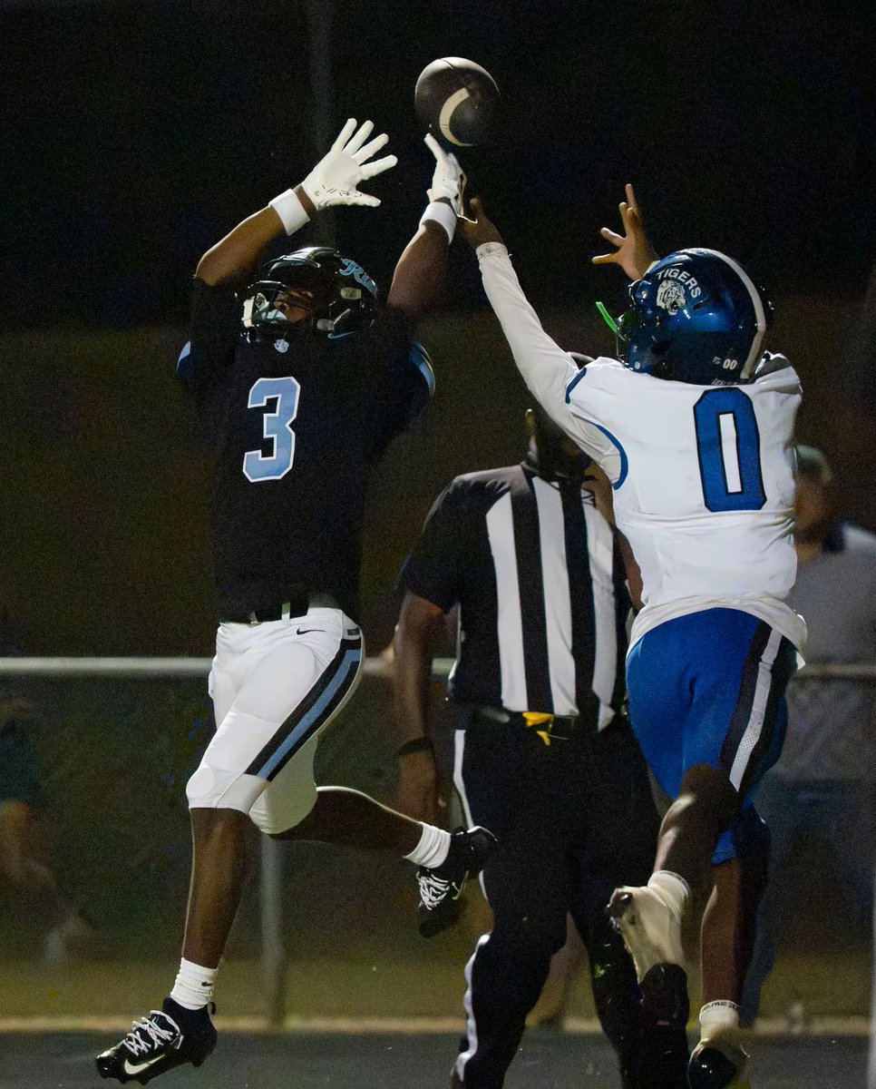 pobo5y's tweet photo. Senior season Highlights ! 6 games

https://t.co/C7aCqK7uYp https://t.co/aOxGZ5N4Sh