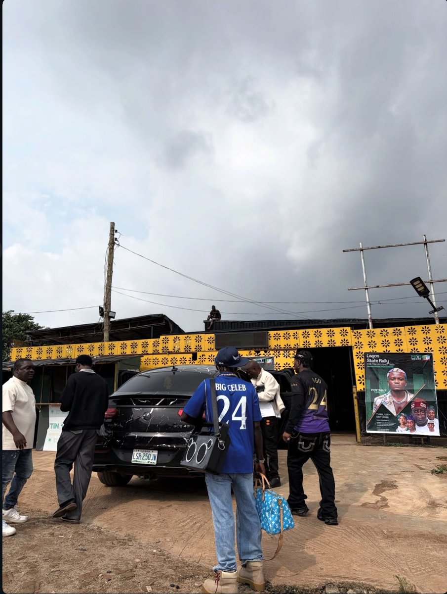 InsideOta's tweet photo. Portable x @Oladipsoflife
Big celeb 🔥 https://t.co/myOB1irR2c
