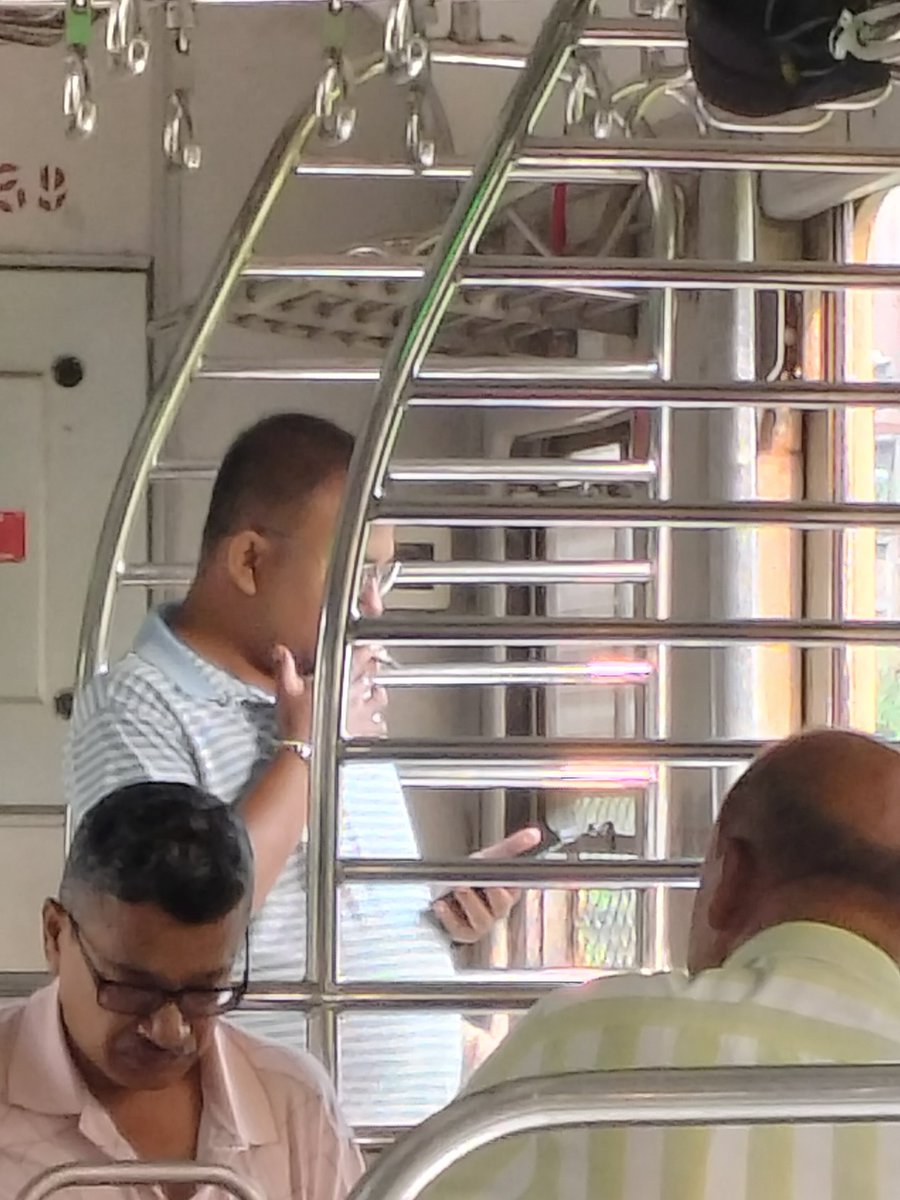 MazumderMBA's tweet photo. Openly smoking inside 31316 KLYM TO SEALDAH LOCAL, departs at 7:10AM. Regular incident inside the Kalyani Simanto platform &amp; inside the train but RPF officials always denying my complaints. Thanks @ErRpf @drmsdah @RailMadad @RailMinIndia @PMOIndia https://t.co/Zsn8gkVjiz