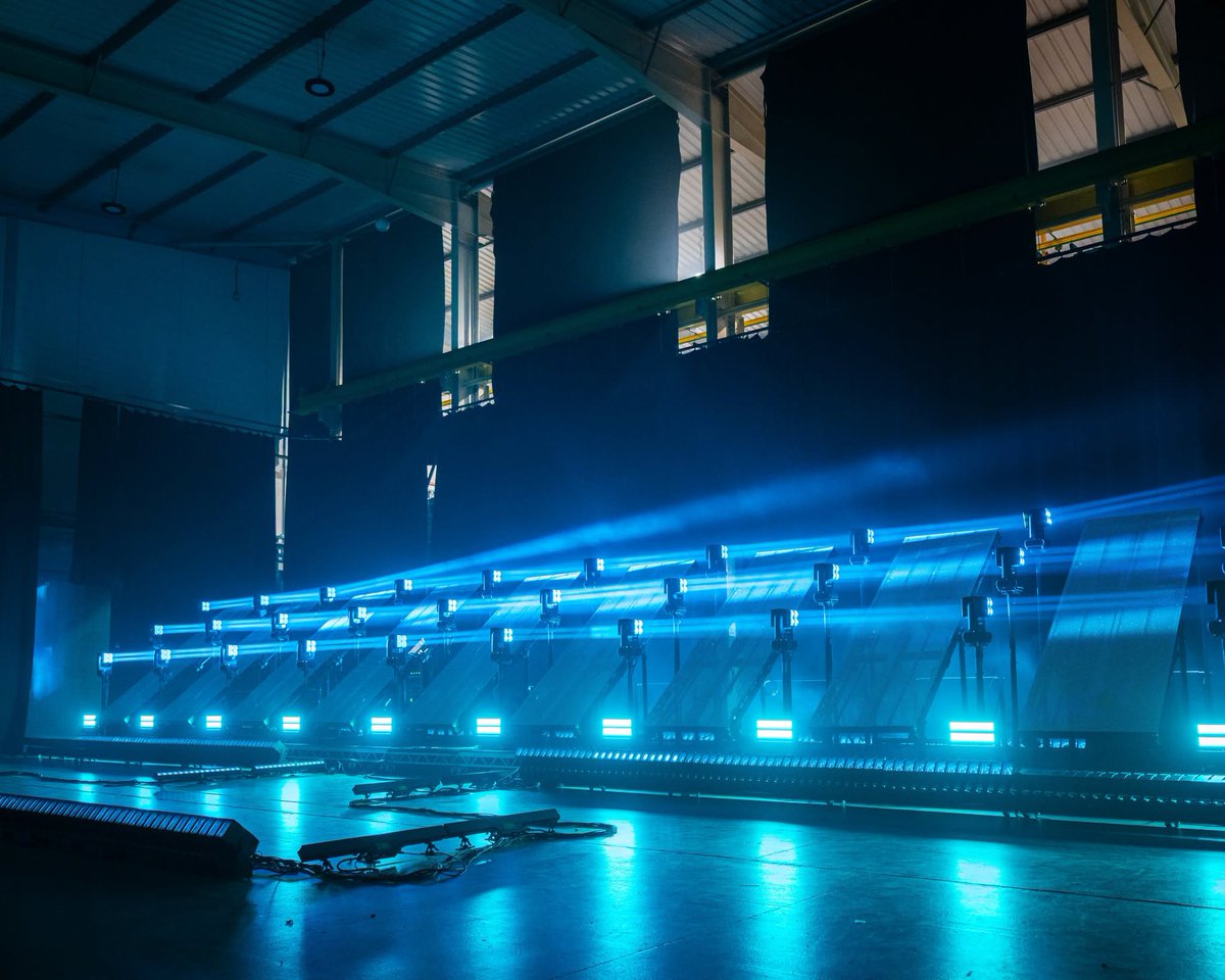 acme_lighting's tweet photo. At #RockenSeine 2026, one of France’s major music festivals, ACME was proud to shape the visual rhythm of the stage. Deployed in line arrays behind the performers, the #AcmePulsarS2 delivered versatility and visual impact across the production.

Lighting Supplier: Adlib https://t.co/VDvYh4nZ7G