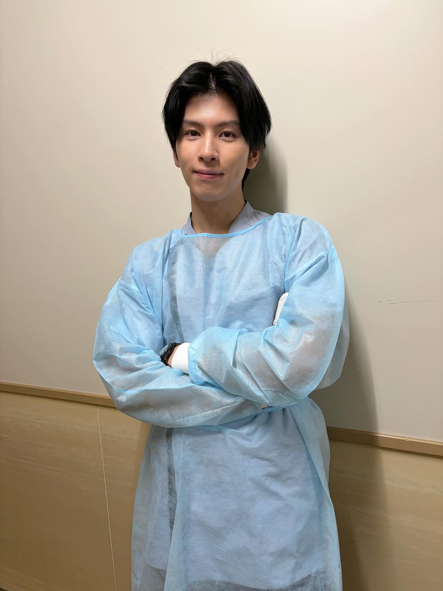 ptaixi's tweet photo. 카오나이 사건 
얼굴없는환자가 
도코에 저작권 잡히는 바람에 
영영 ott에 공개가 안 되고 있는 사건이다 
영영 의사 마코토를 볼 수가 없는 사건이다 
너무 재밌는데. 
다시 보고싶은데. https://t.co/d129EZlJv4