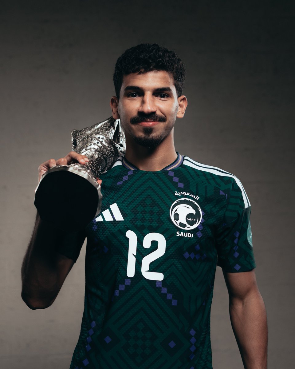 SaudiNT's tweet photo. 🦅📸 https://t.co/MBgfopKLod