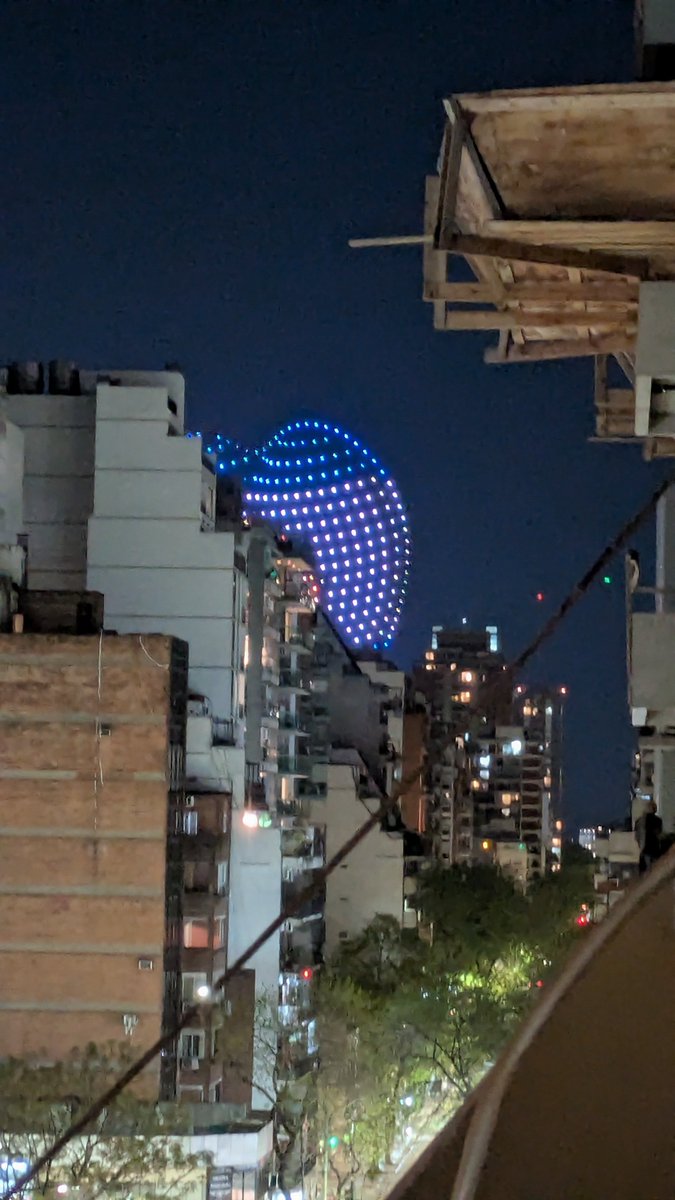 flormosenia's tweet photo. Todos los drones desde mi casa se veían cortados así que tuve que jugar a solo respuestas incorrectas.

el primero: Gracias Cristina! https://t.co/W4ig3bes2p