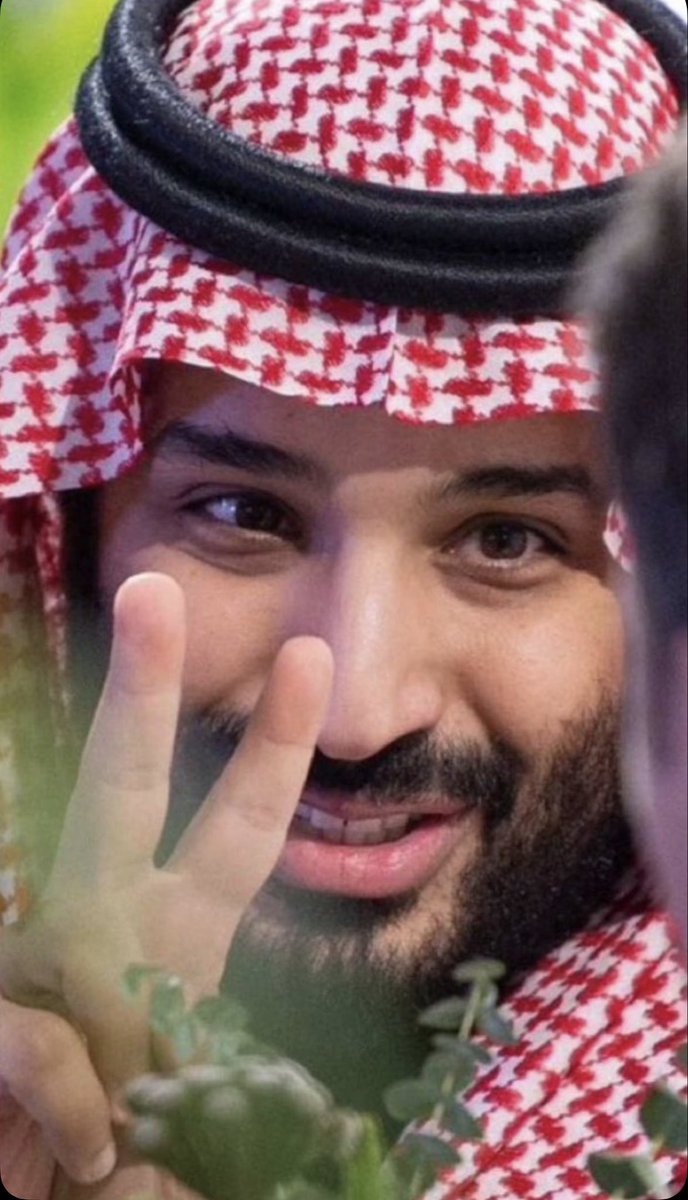 o_z_92's tweet photo. @barq 🇸🇦🫡  هذا يعني ابي ثنين انا وامي واحد عنابي والثاني سلفر اذا ما عليكم امر ولا والله ما ابي كنتاكي 🌝 https://t.co/Fih7Sc3aXS
