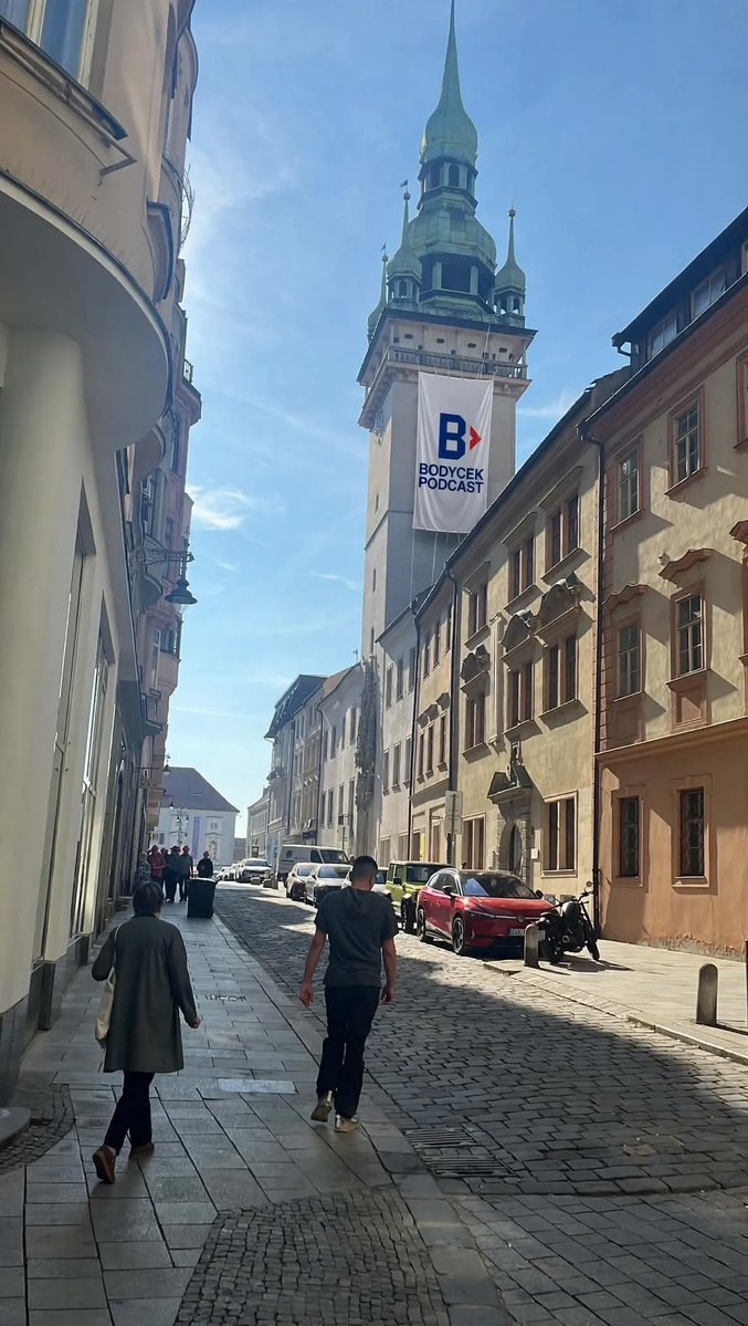 BODYCEK2021's tweet photo. Brno i Praha jsou připravené. 🔥
Všechno je nachystáno a už brzy vhodíme naše společné PRVNÍ BULY! 🏒🥅

Bodyček se blíží. 🎙️ https://t.co/yOLelYPA8E