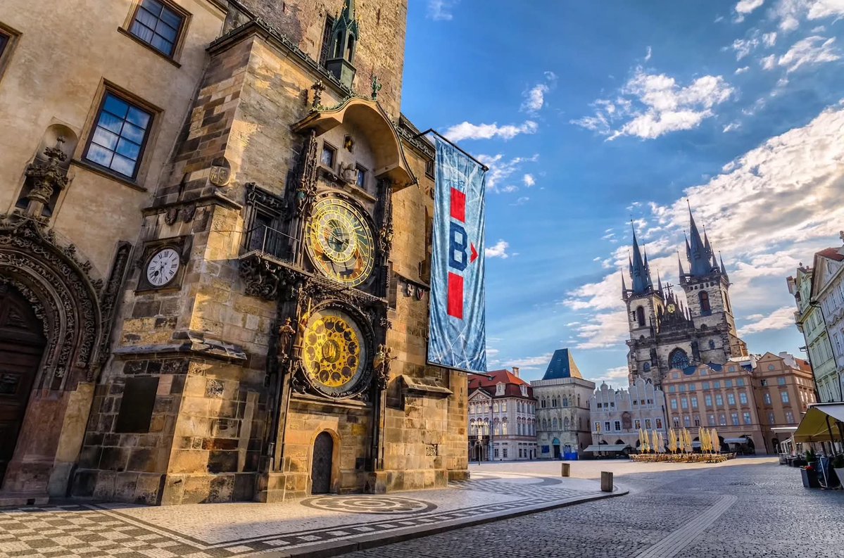 BODYCEK2021's tweet photo. Brno i Praha jsou připravené. 🔥
Všechno je nachystáno a už brzy vhodíme naše společné PRVNÍ BULY! 🏒🥅

Bodyček se blíží. 🎙️ https://t.co/yOLelYPA8E