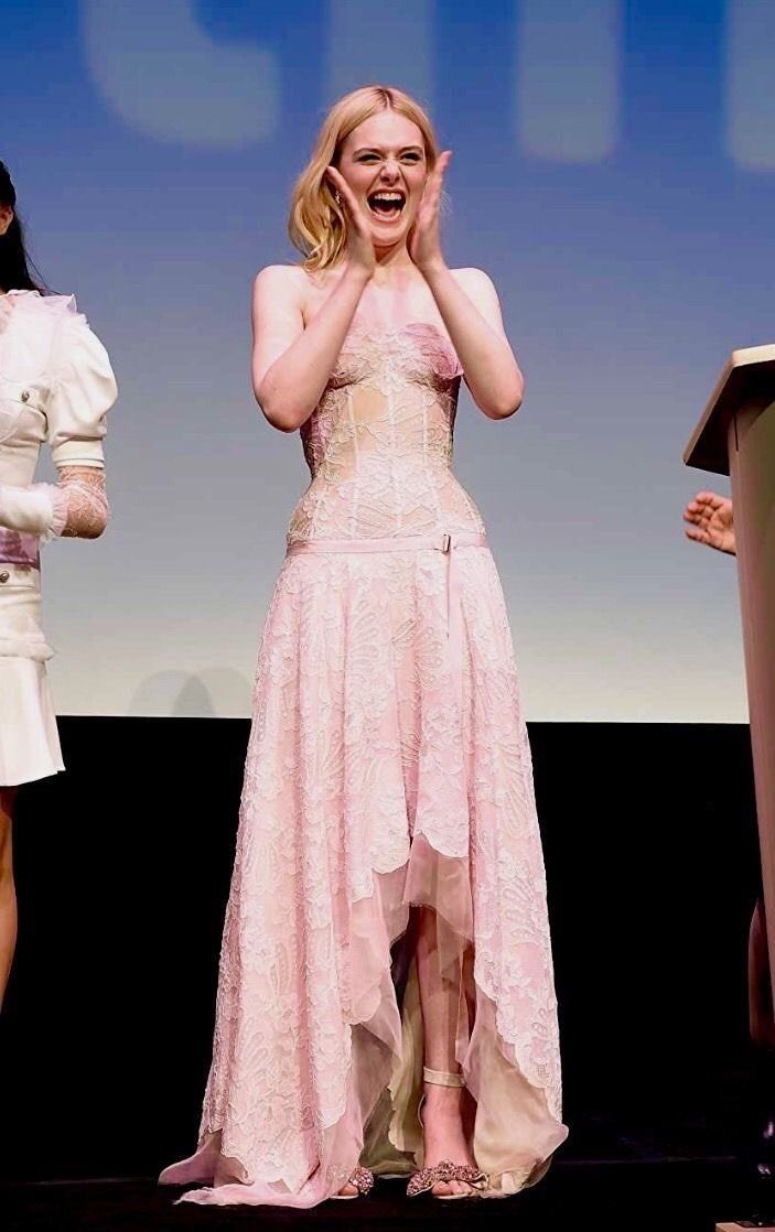 TR13NKET's tweet photo. #hayffielee victors au where effie is cheering for their arranged marriage circa 27th games, knowing she will be passed like a blunt by them both later https://t.co/SNPk46s9H2