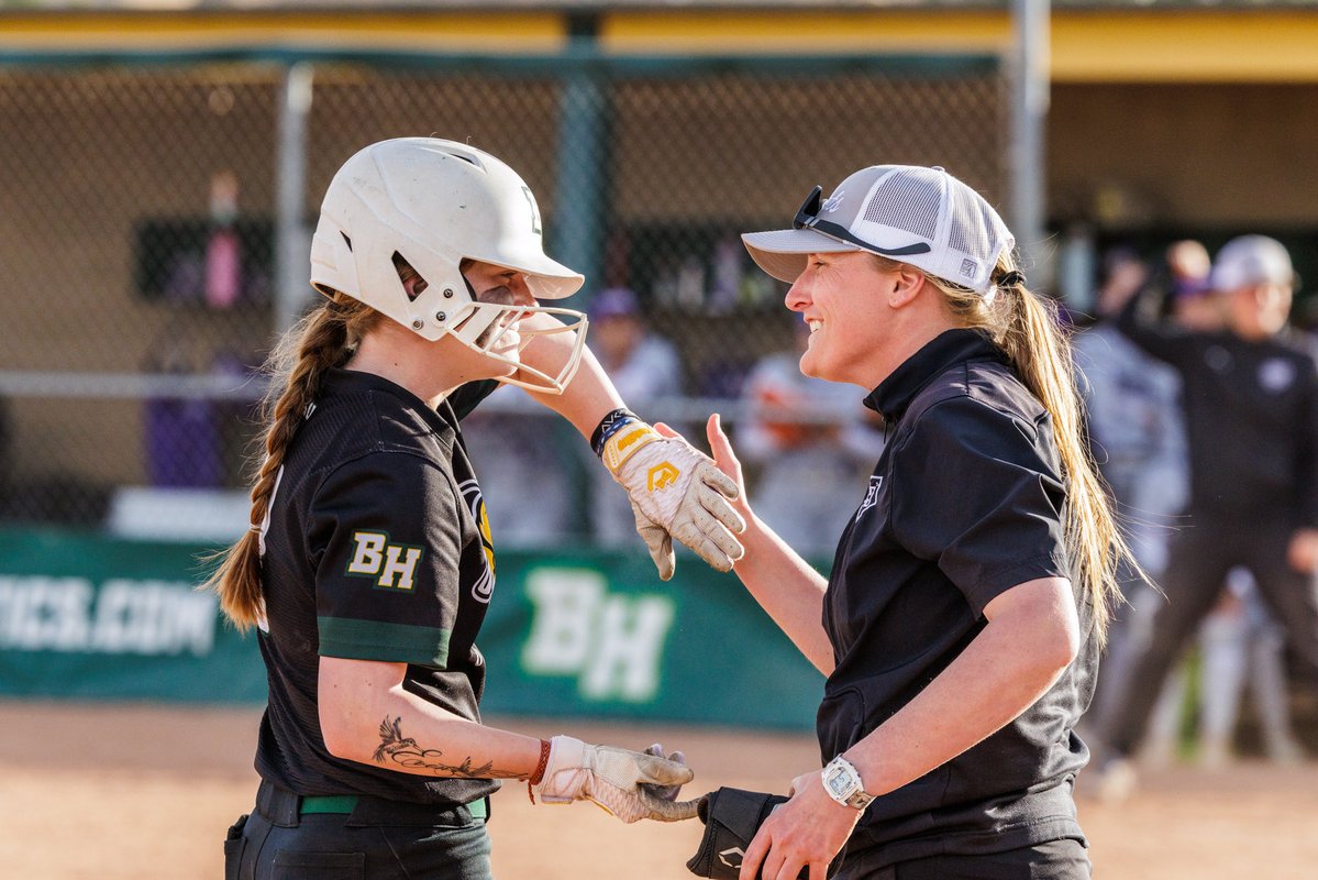 BHSUSB's tweet photo. Happy National Coaches Day!🔰🐝 https://t.co/QkonTpuyMU