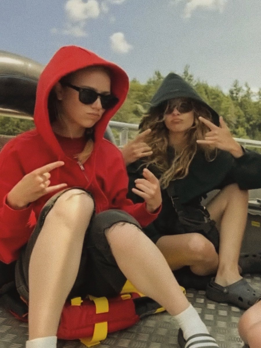 bobragasoned's tweet photo. “the closer ramona and oona became in the story, the closer bo and i became in real life. i really, really adore bo.” https://t.co/fBLuHgFqPO