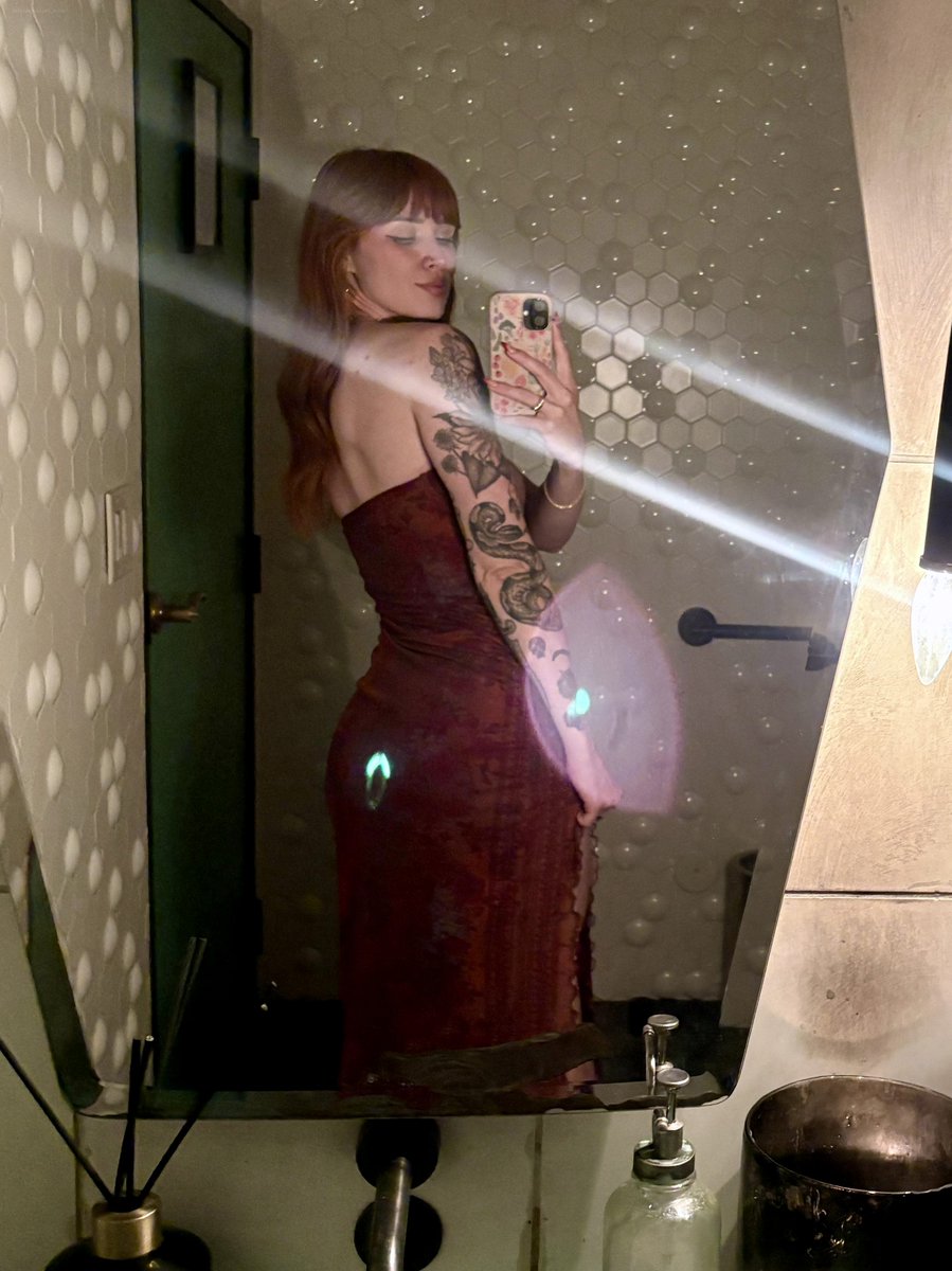 WildDesiresUS's tweet photo. Date night ready https://t.co/xbQPWZFytG
