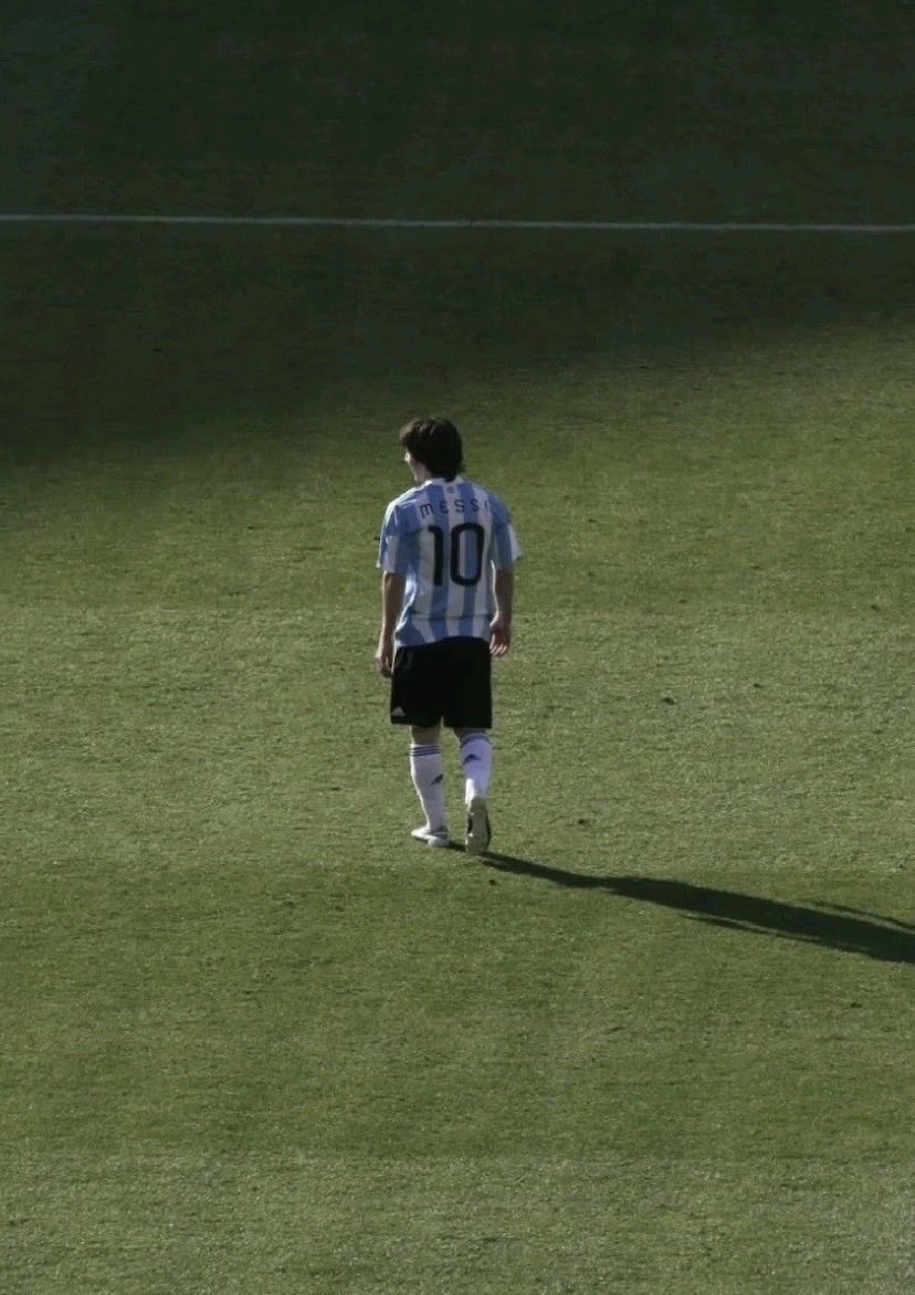 A10kunn's tweet photo. 7.Oct.2026
#messi https://t.co/lVn7aIS4WJ