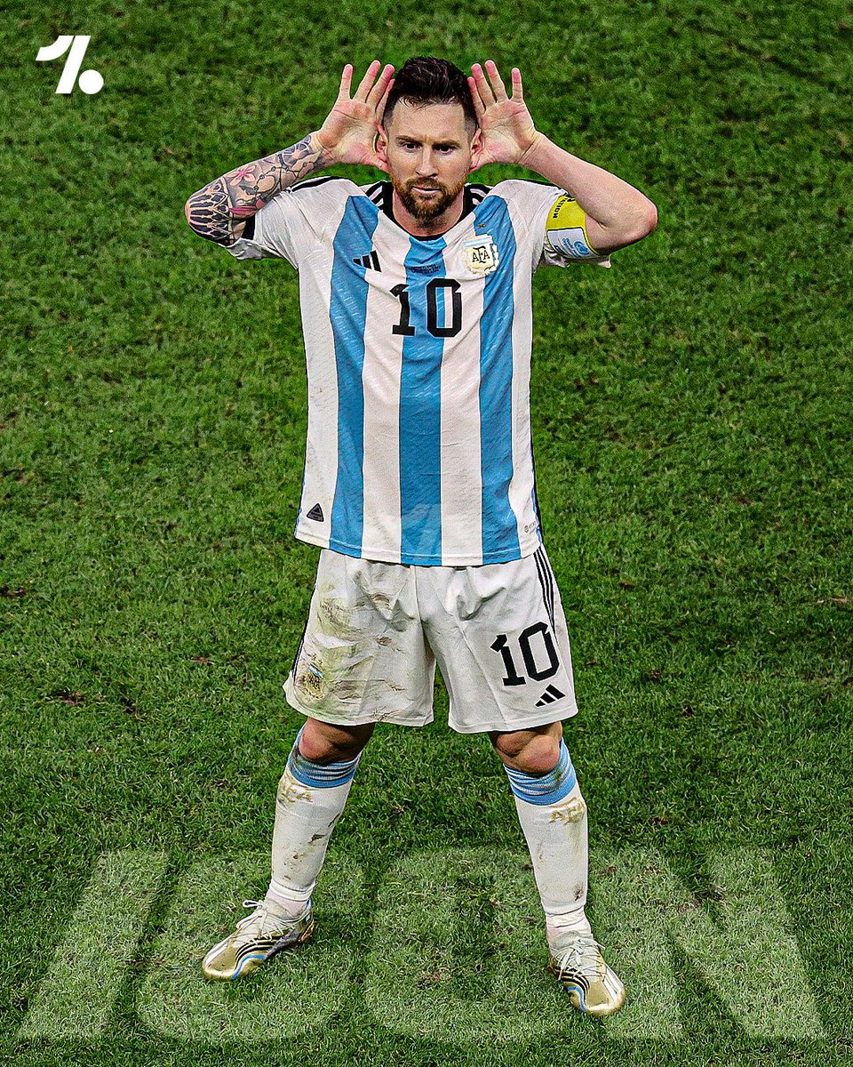 Afcbabz10's tweet photo. DR. LIONEL MESSI 🐐🇦🇷🥲 https://t.co/P5ESfKGWgL