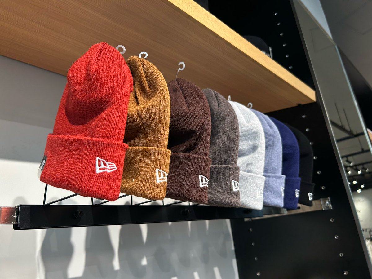 NewEraSakae's tweet photo. 【Knit】
これからの季節にぴったりなベーシックなニット帽です。
カラーバリエーションを豊富に揃えております。
是非店頭にてお試しください!
#NEWERA #knit https://t.co/YO9PJc4oaG