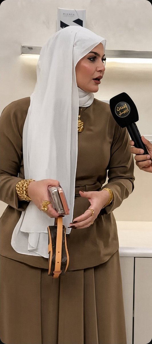 mlnwjxu's tweet photo. مولاتي المقدسة فاطمة 😭 🛐 

اخخ تخضع مريتين ضربت علييها وبعدني مكوم 😵‍💫
حجم صدرها وملامحها صايرة تخنث بشكل مو طبيعي 😭🛐😵‍💫🐽
اوف منج ربتي فاطمة 🛐

ريتويت بلييز https://t.co/wINRlxExRk