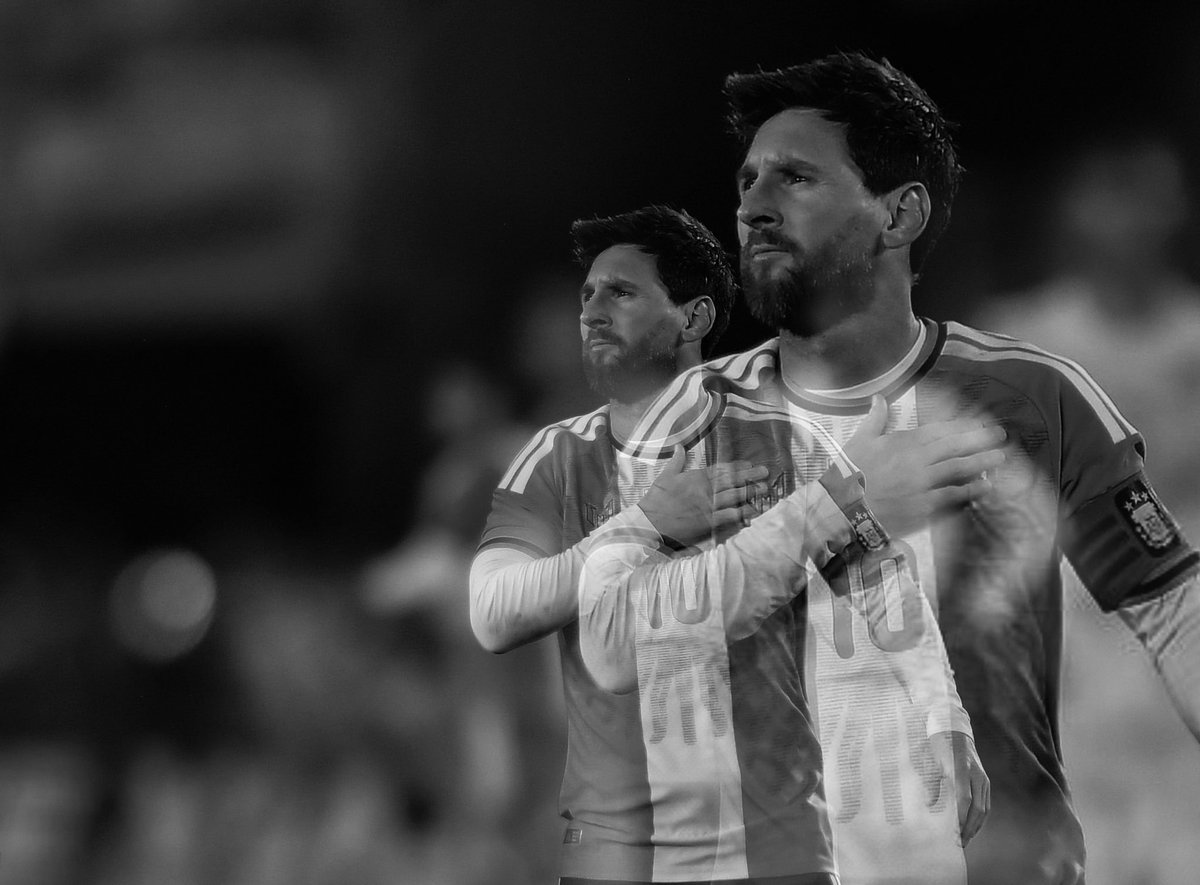 withleva's tweet photo. هناك اسطوره تقول ان الغائب الاحب الى قلبك سيعود لك في احد ايام اكتوبر ، مابحبيب قلبي يلوح بالوداع ؟ https://t.co/XiKNBT1sBo