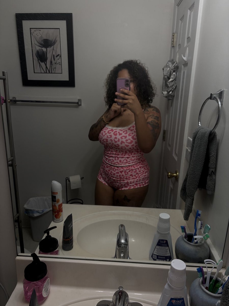 abri2pretty's tweet photo. Pink cheetah 🐆 https://t.co/t4FeGZVzt6