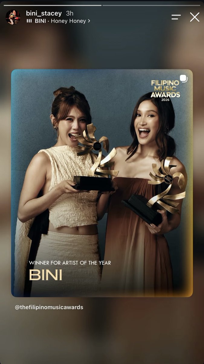 loiceyloops's tweet photo. stacey’s IG story with her wife &amp; girlfriend ✍️ https://t.co/wbjRJIgggS