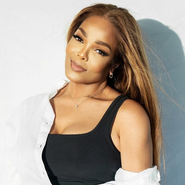 pollthecrowds's tweet photo. What’s your fav Janet Jackson song and you can’t pick a billboard #1 https://t.co/yxpdS4P3B0