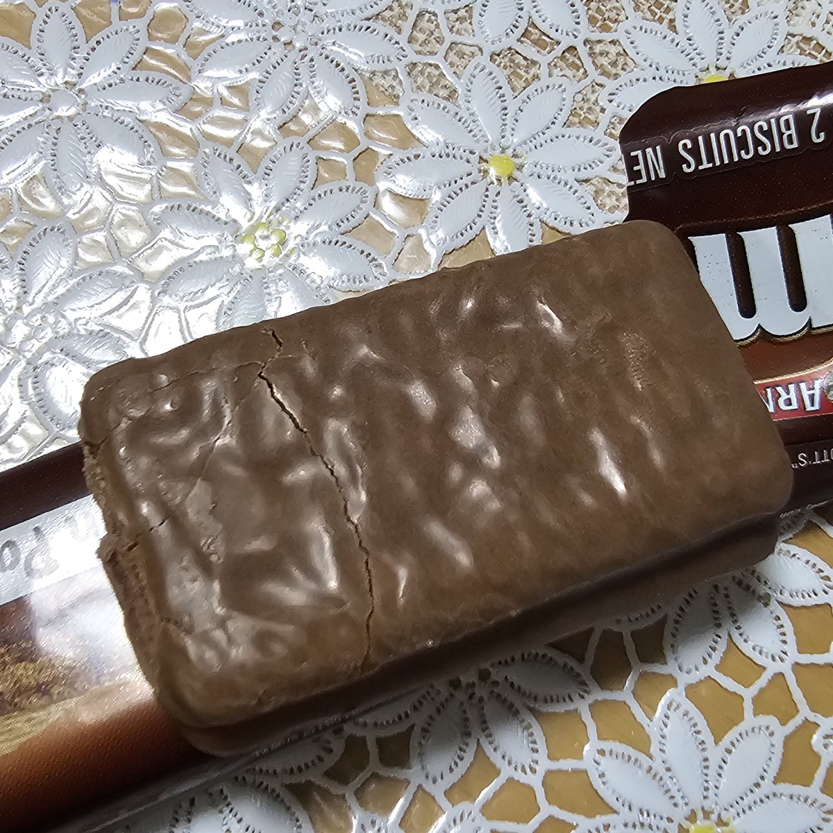 M_aald's tweet photo. サクッとしたビスケットとチョコレートの組み合わせがよく、濃厚な甘さを楽しめました。食感もよく、コーヒーや紅茶と一緒におやつとして食べるのにぴったりだと感じました✨
#プロモーション #日清オイリオから提供いただきました #RSP117に参加しました #ごま油香る風味油 #日清オイリオ https://t.co/s4nBx4YxV7