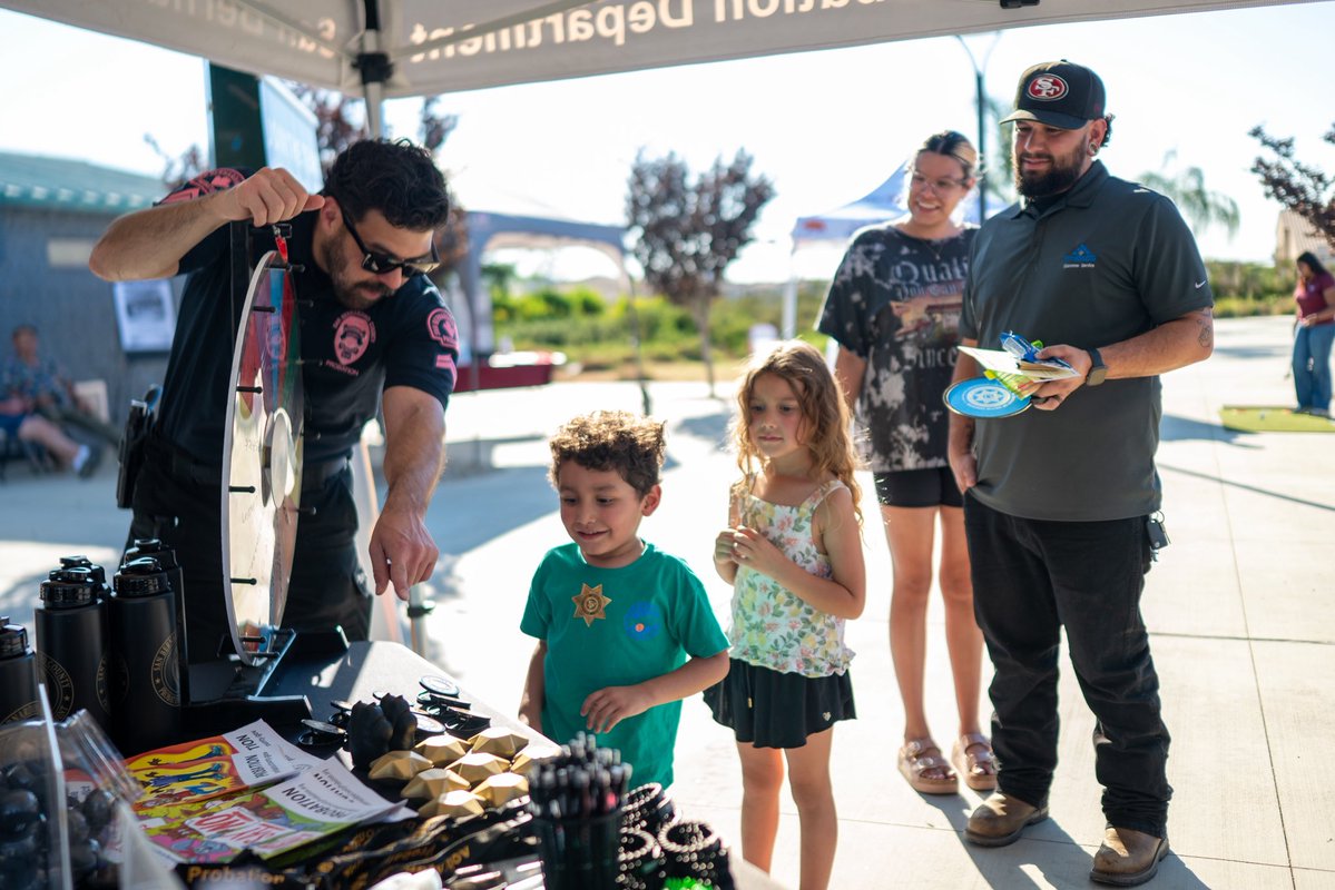 SBCprobation's tweet photo. #SBCProbation had an amazing time celebrating #NationalNightOut with the City of Loma Linda!
#NNO2026 #InTheCommunity https://t.co/Cc2EDo7MAT