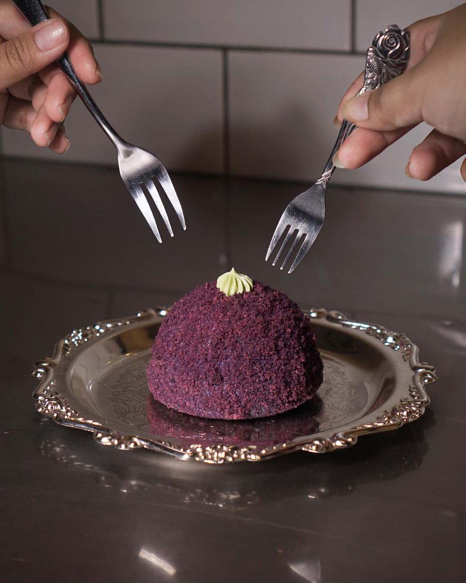 buildthecake's tweet photo. For the Ubi Ungu lovers,
it's Soft, Creamy and Ubinya legittt banget. Also available in Gluten Free 💜https://t.co/QU1KaQURav
Sarapan hoax putusan mk Piala Asia MY EMBIJI Gibran Lawan 10 Paket C Pagii King Indo #DREAMSCAPE_Tracklist Thailand DEWTEE X SALZ SYSTEMA AT TOPS https://t.co/EOGpG4Rz1F