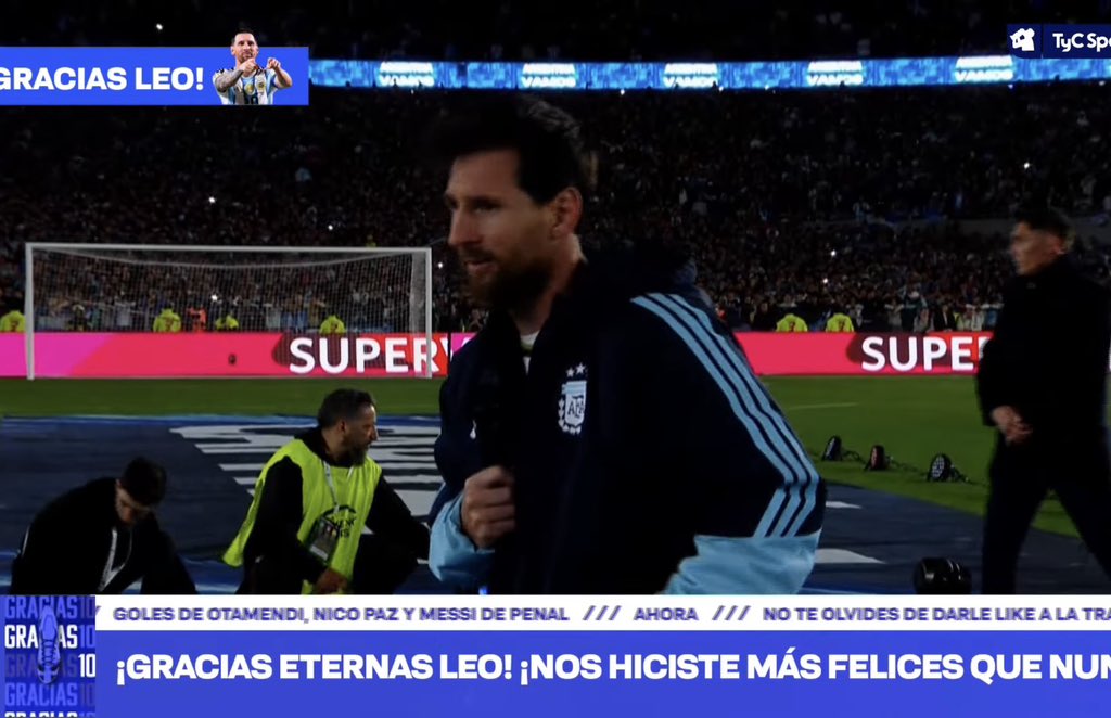 AlbicelesteTalk's tweet photo. 🚨 LEO MESSI: "I DON'T WANT TO LEAVE THIS PITCH. I DON'T WANT THIS TO STOP. I WILL MISS YOU, I LOVE YOU." https://t.co/M1Y69aPh9K