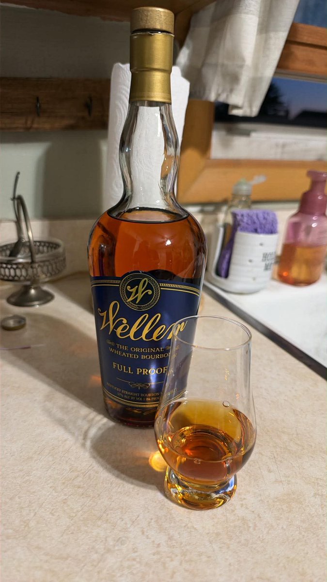 JBoBo0714's tweet photo. @itsJohnRocker Holy fuck man… Don’t do that shit… Cheers Sir! 🥃❤️🇺🇸 https://t.co/dEsY9x75gU