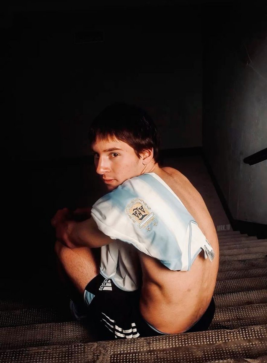 amxfiles's tweet photo. Te voy a amar toda la vida, Leo <3 https://t.co/5O9BTvTETQ