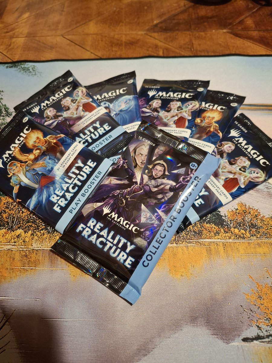 CommanderRevue tweet picture