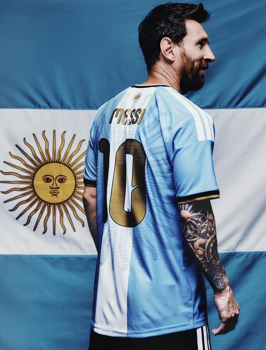 aaareee0812's tweet photo. Posiblemente volvamos a escuchar “VA MESSI, MESSI, MESSIIII” pero ya no va a ser LEO MESSI… 😭😭 https://t.co/OFYvWfkfeg